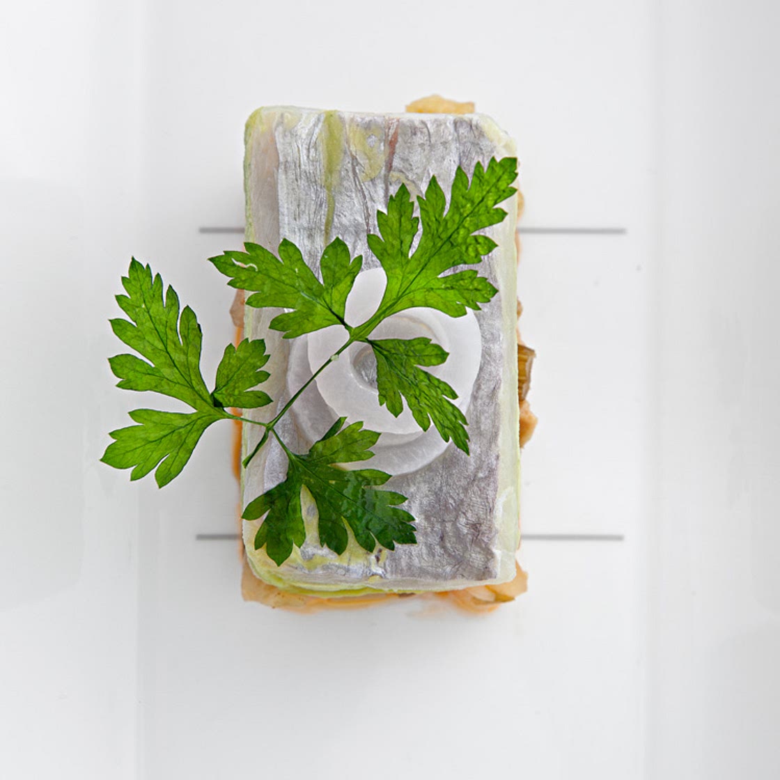 SPATOLA A BECCAFICO CON CAPONATA CROCCANTE DI VERDURE - Ristoran