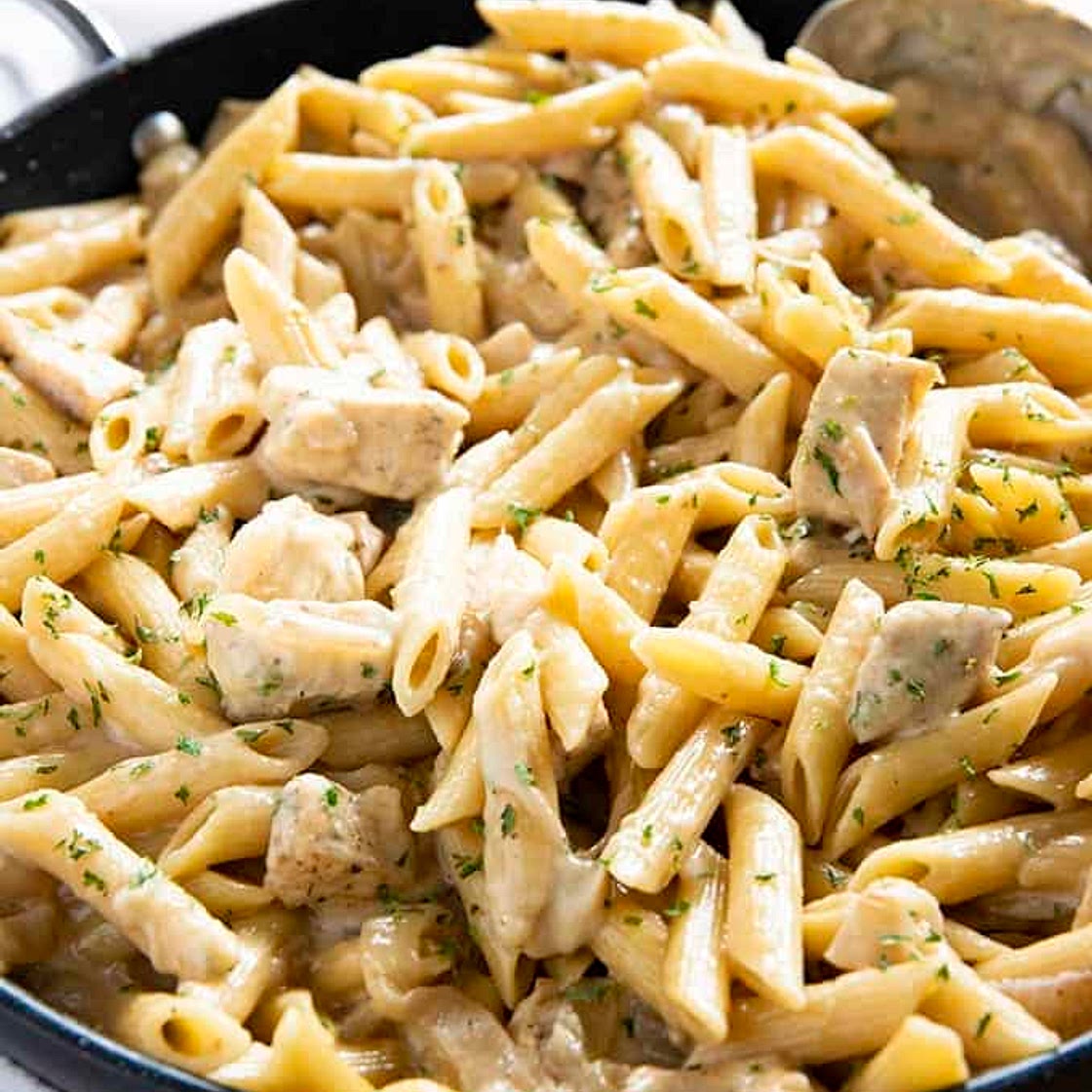 Crockpot French Onion Chicken Pasta