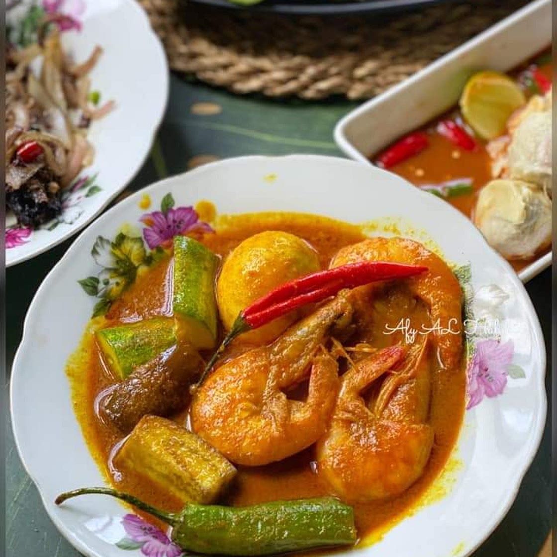 Gulai udang merah kelantan