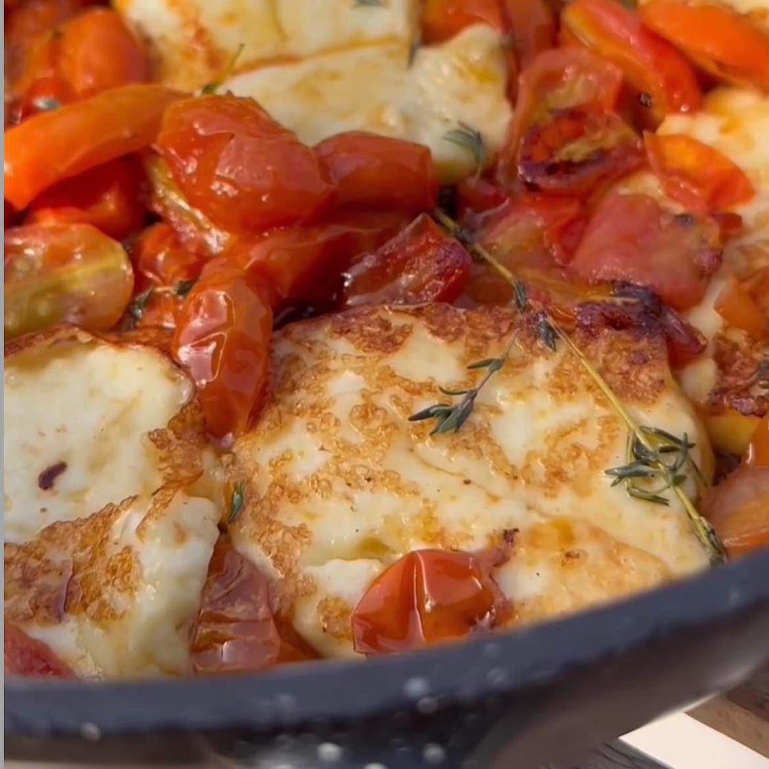 Halloumi and baby tomatoes