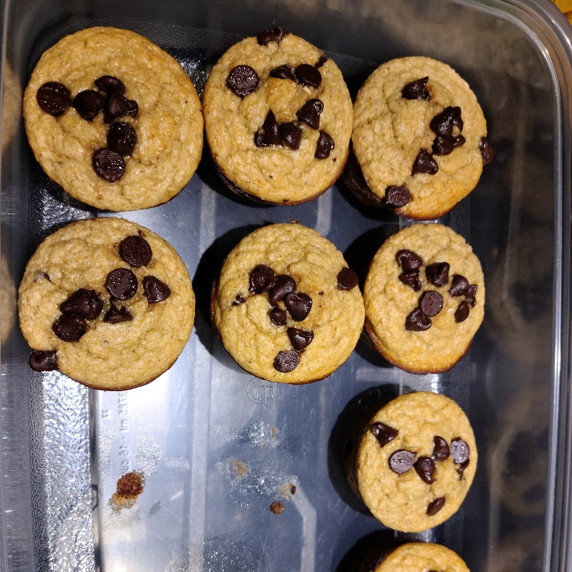 Banana Oat Greek Yogurt Muffins