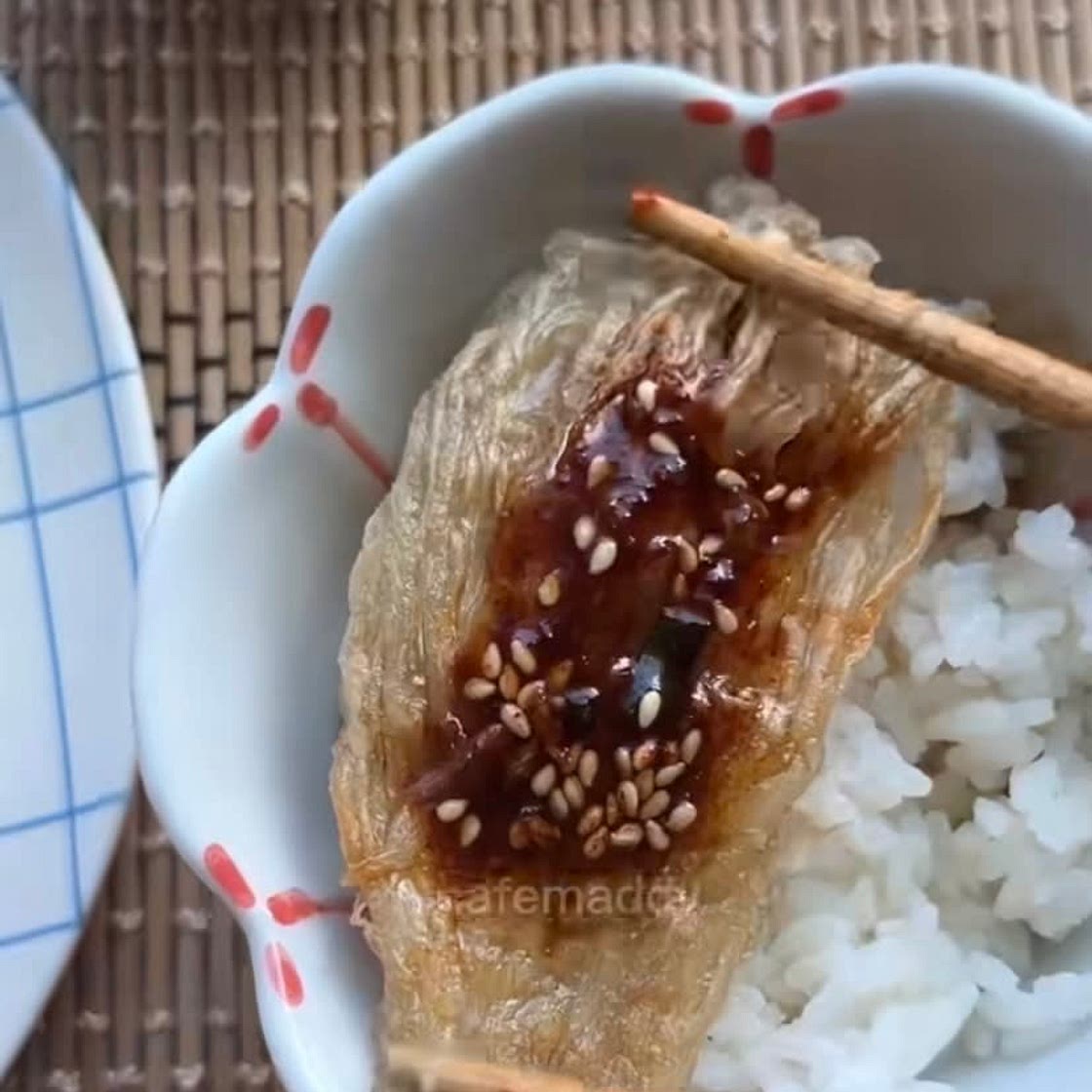 Crispy Enoki Mushrooms