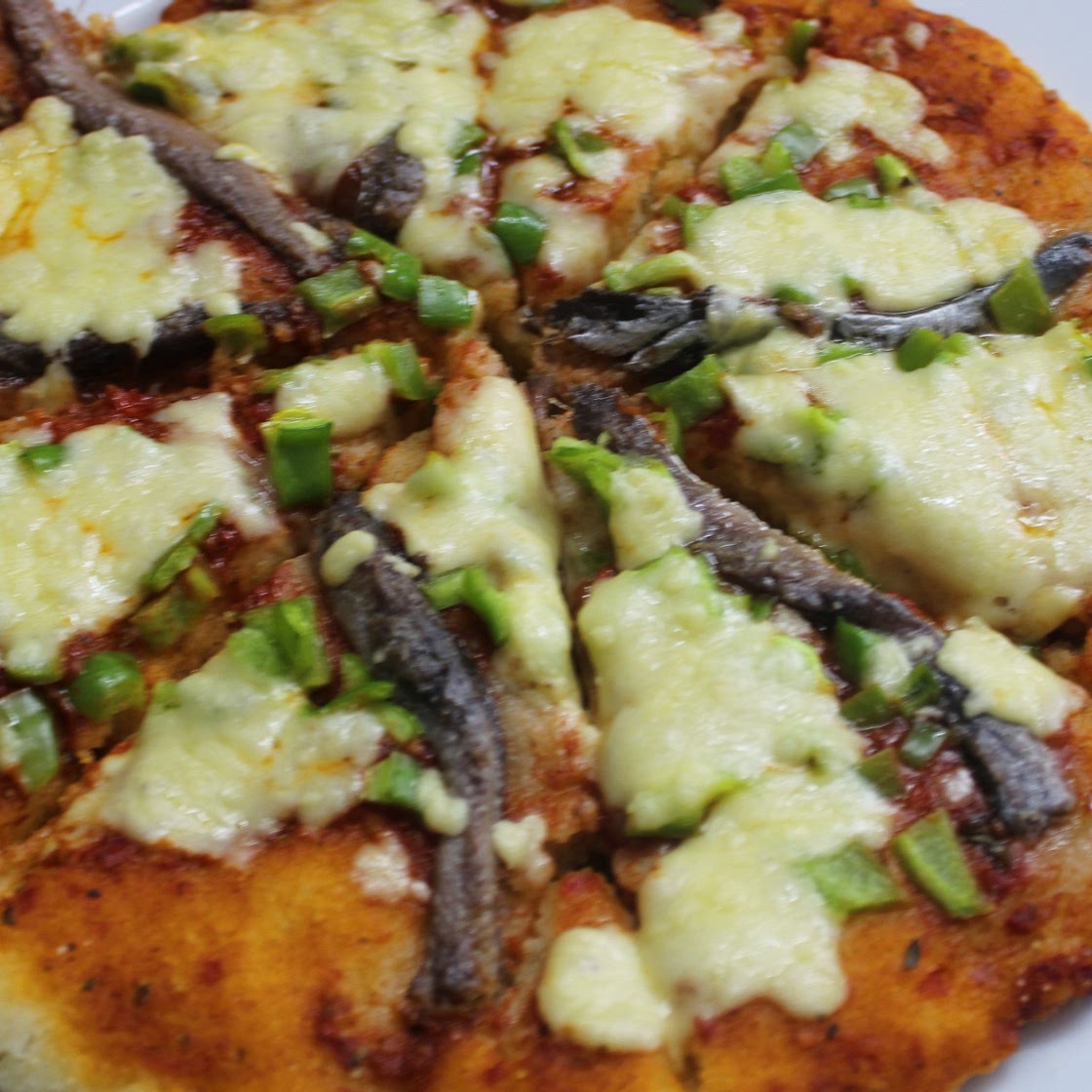 Anchovy Pitza