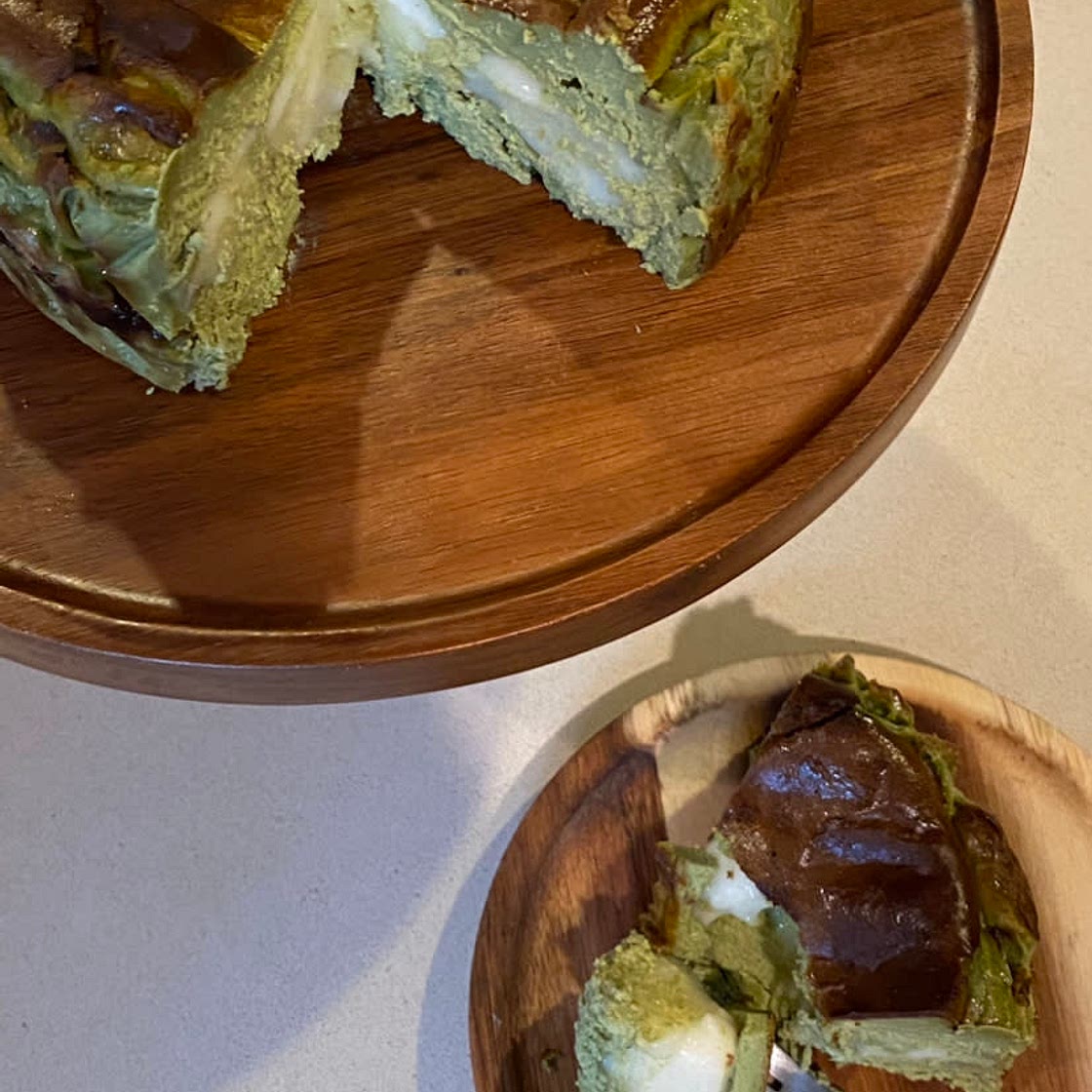 Matcha Mochi Basque Cheesecake