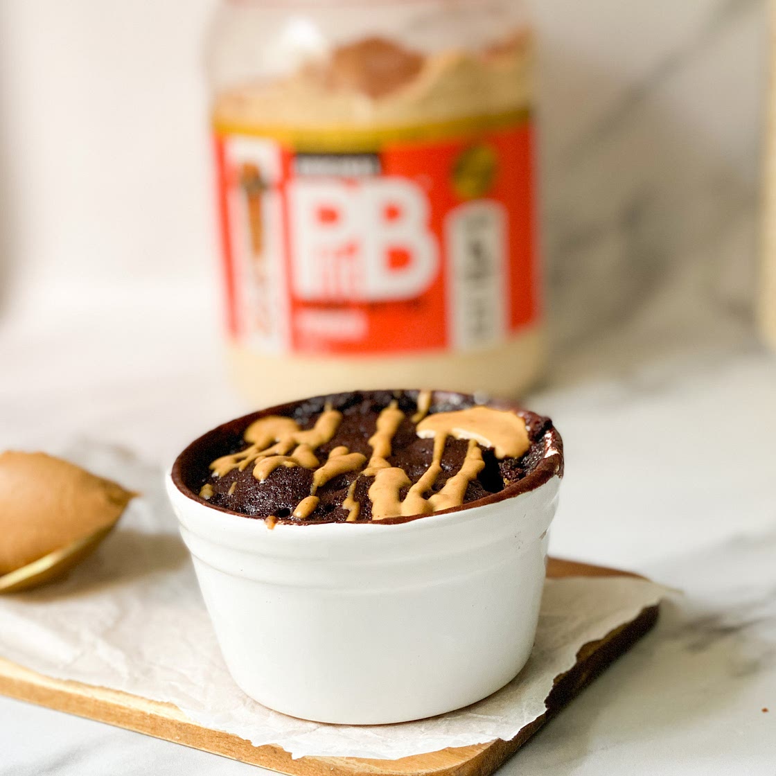 150 calorie chocolate & peanut butter lava cake