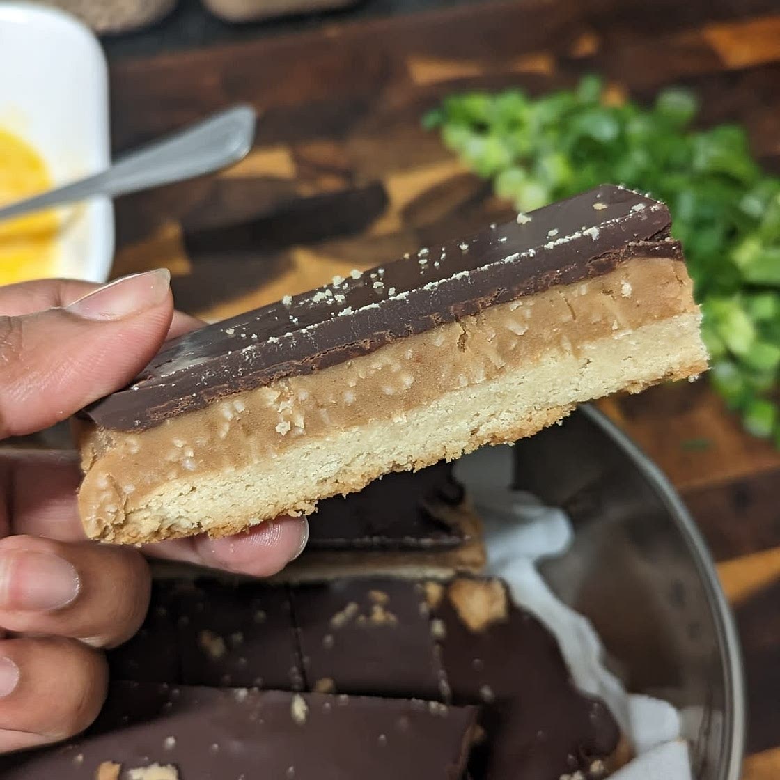 Healthy Peanut Butter Twix Bars (vegan & gluten free)