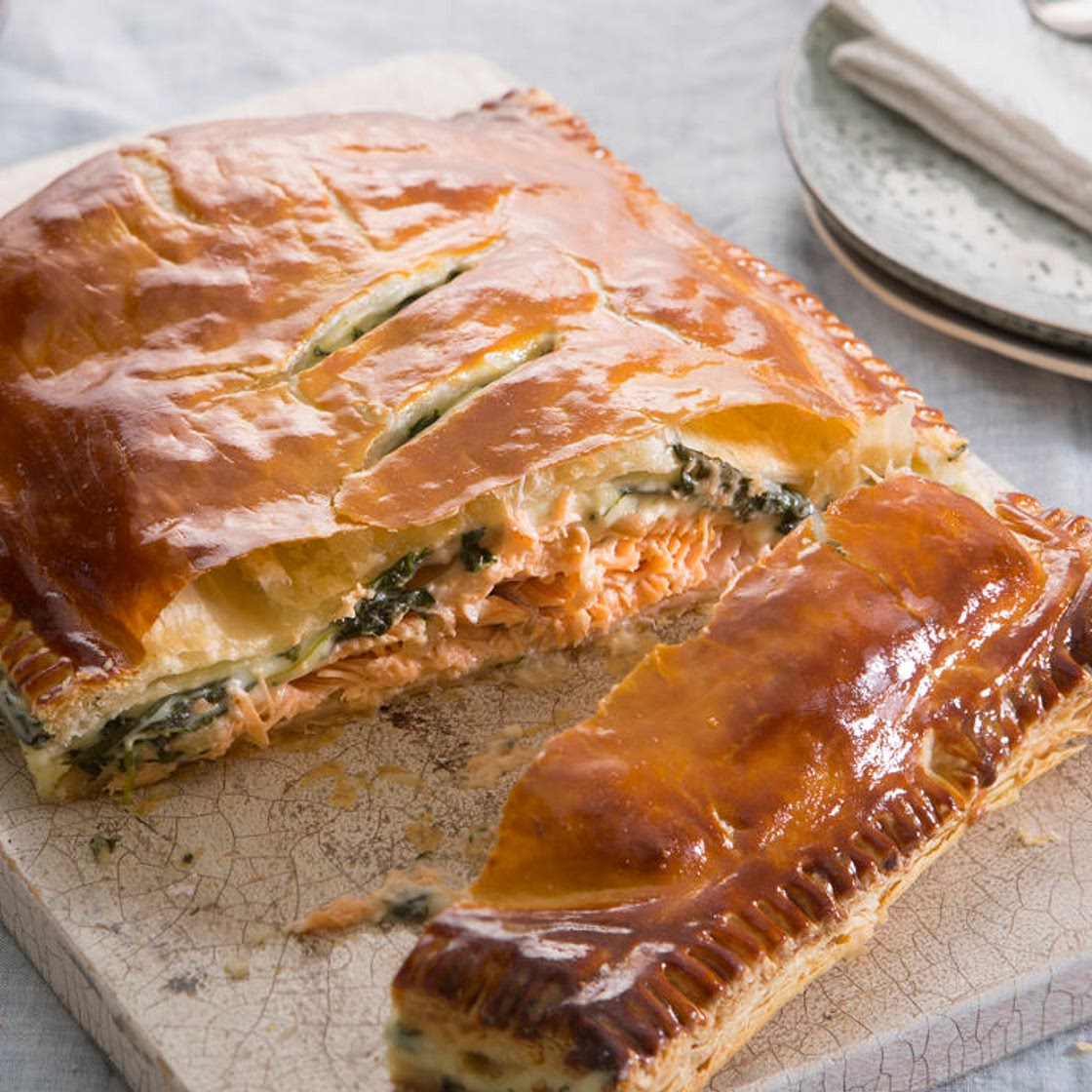 Salmon and spinach en croute