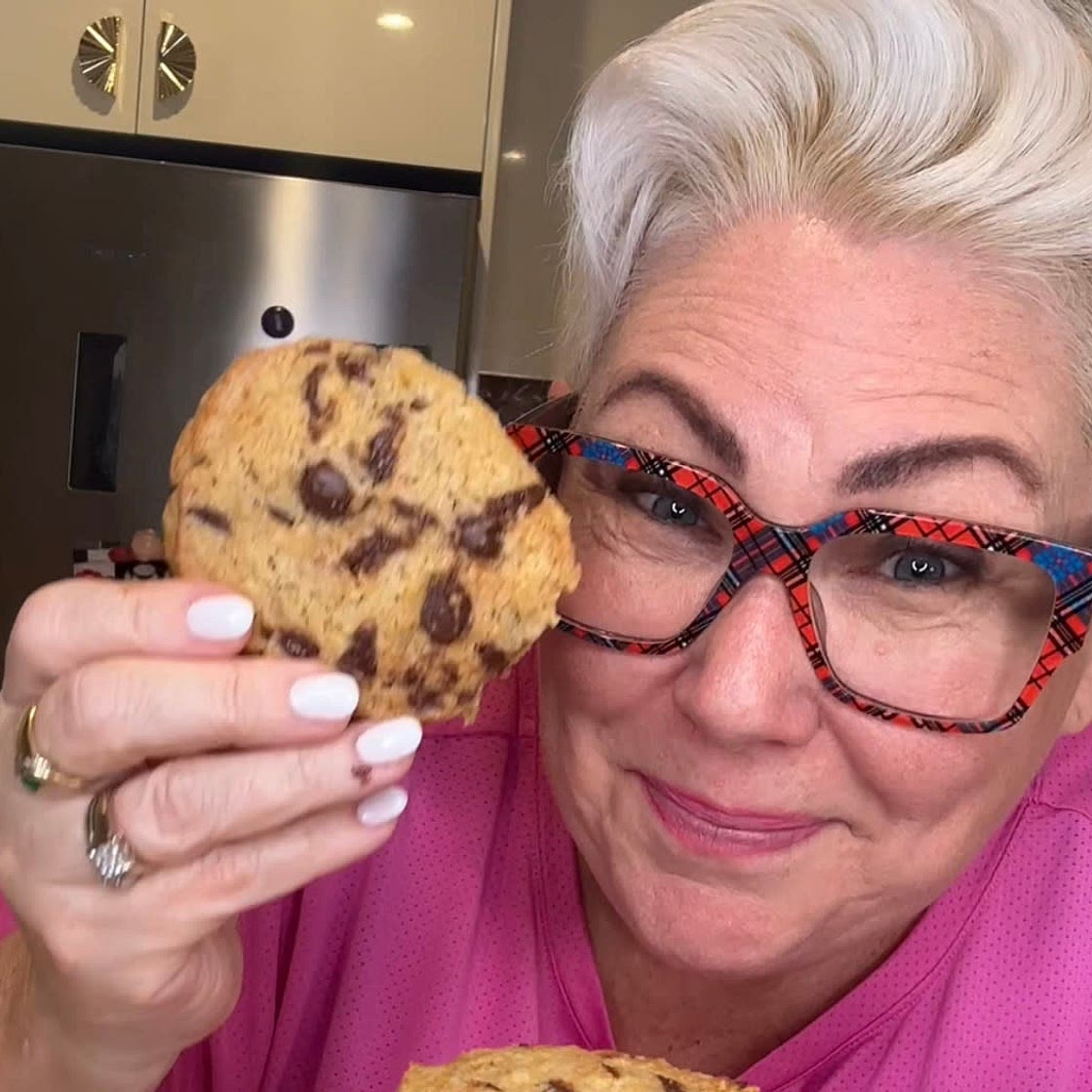 5 Minute Chocolate Chip Cookies