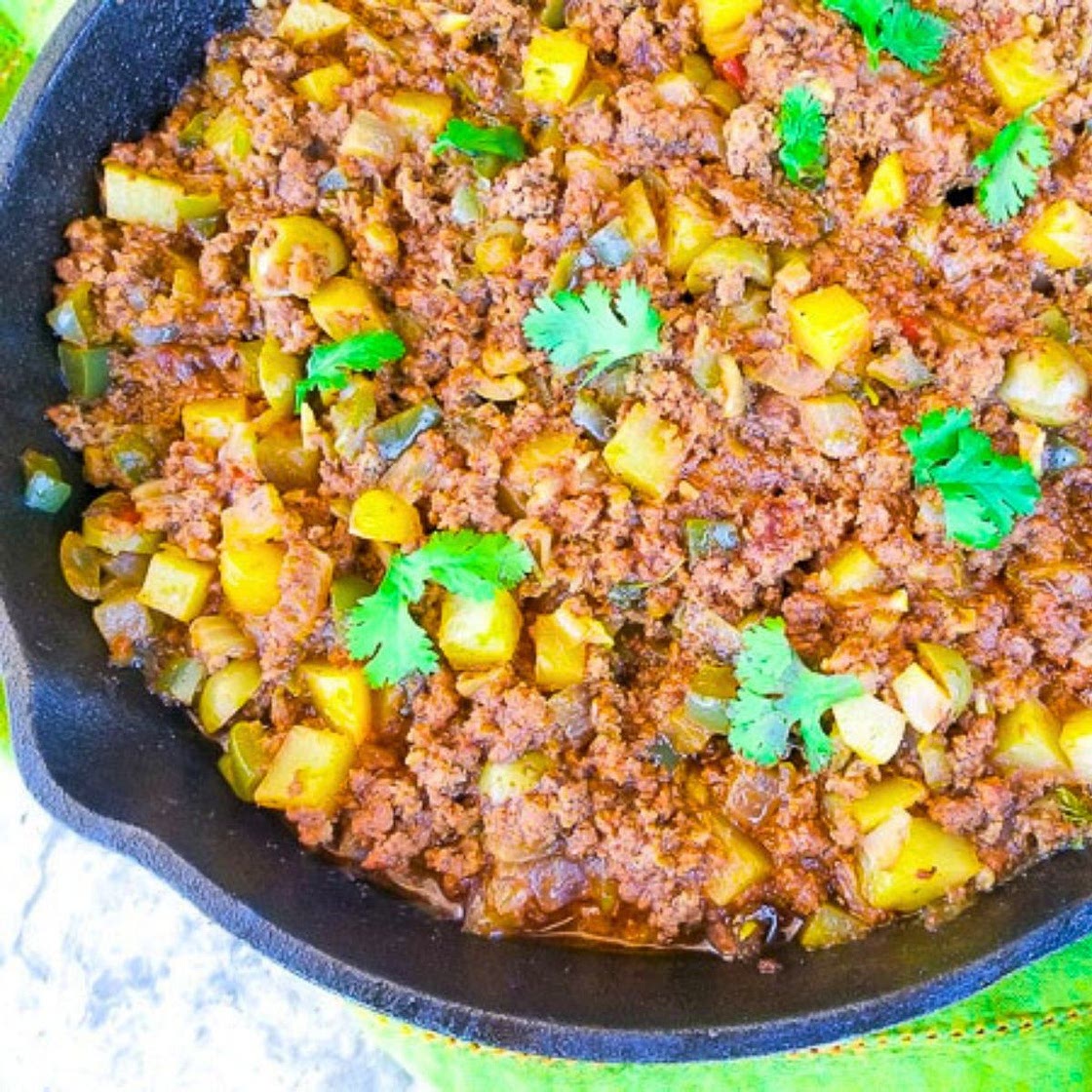 Carne Molida (Puerto Rican Picadillo)