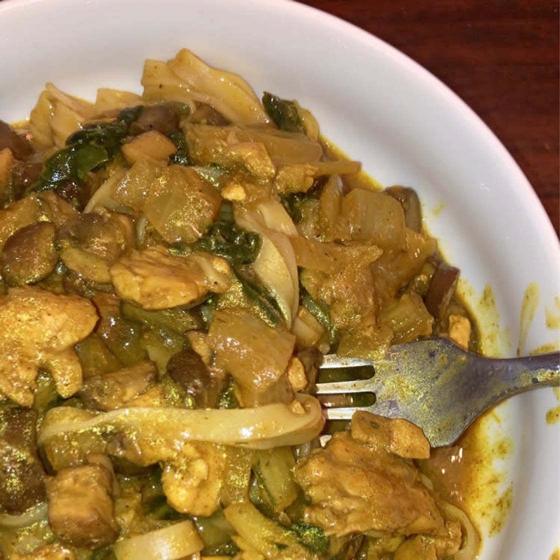 30 Minute Creamy Thai Turmeric Chicken and Noodles