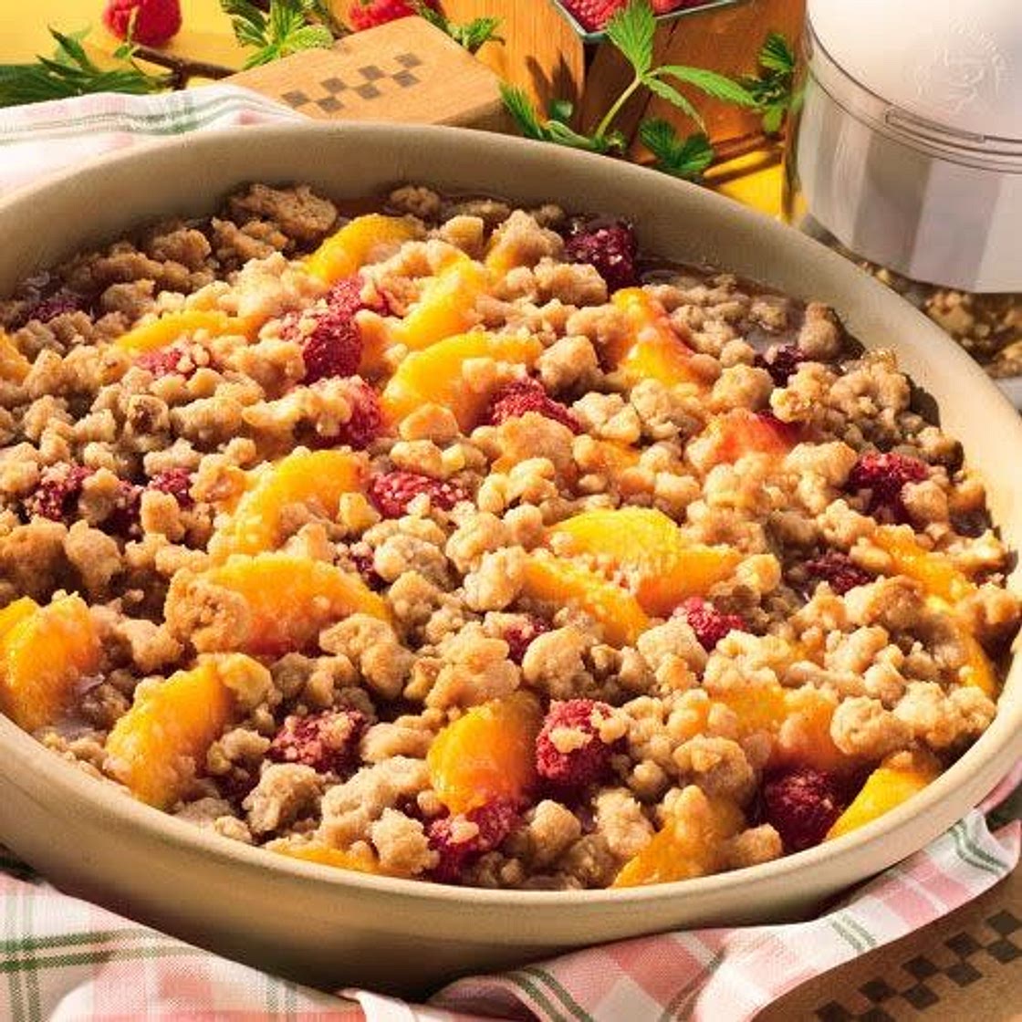 Peach rapsberry cobbler