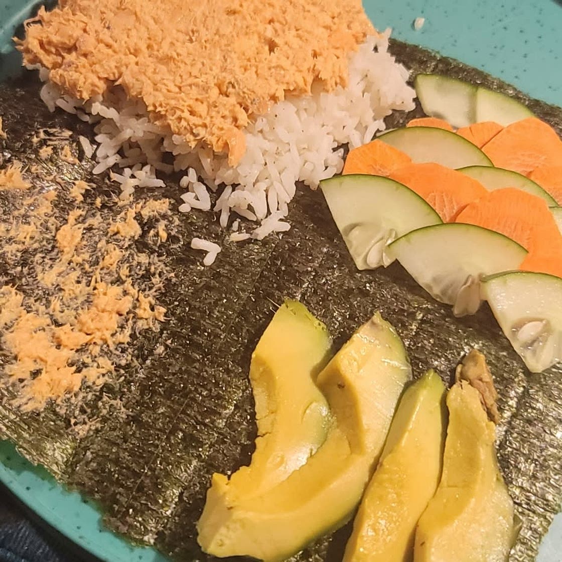 Spicy Salmon "Hand Roll" Tortilla Folding Hack