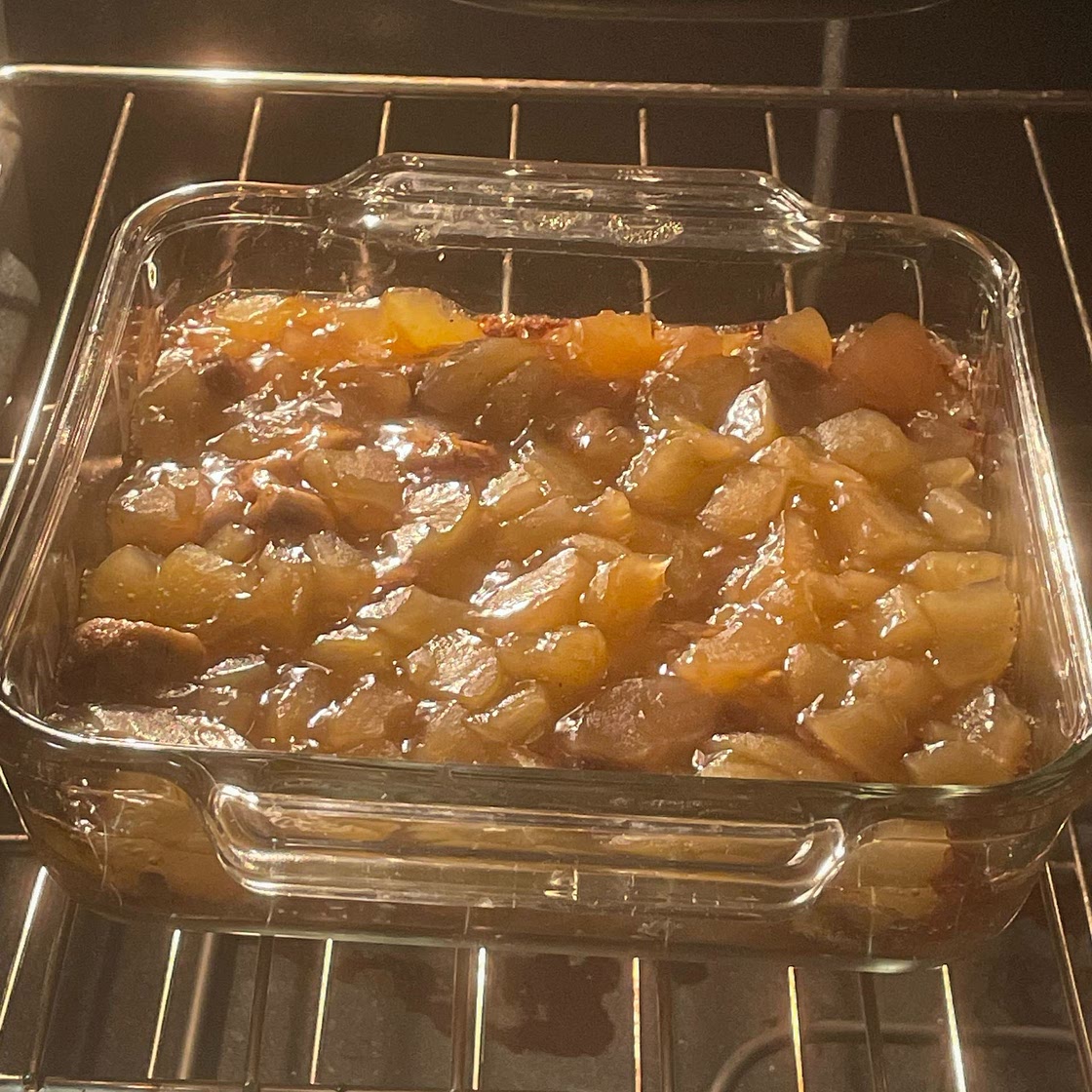Make-Ahead Apple Pie Cinnamon Roll Breakfast Bake