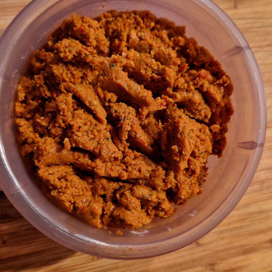 Dried tomatoes hummus