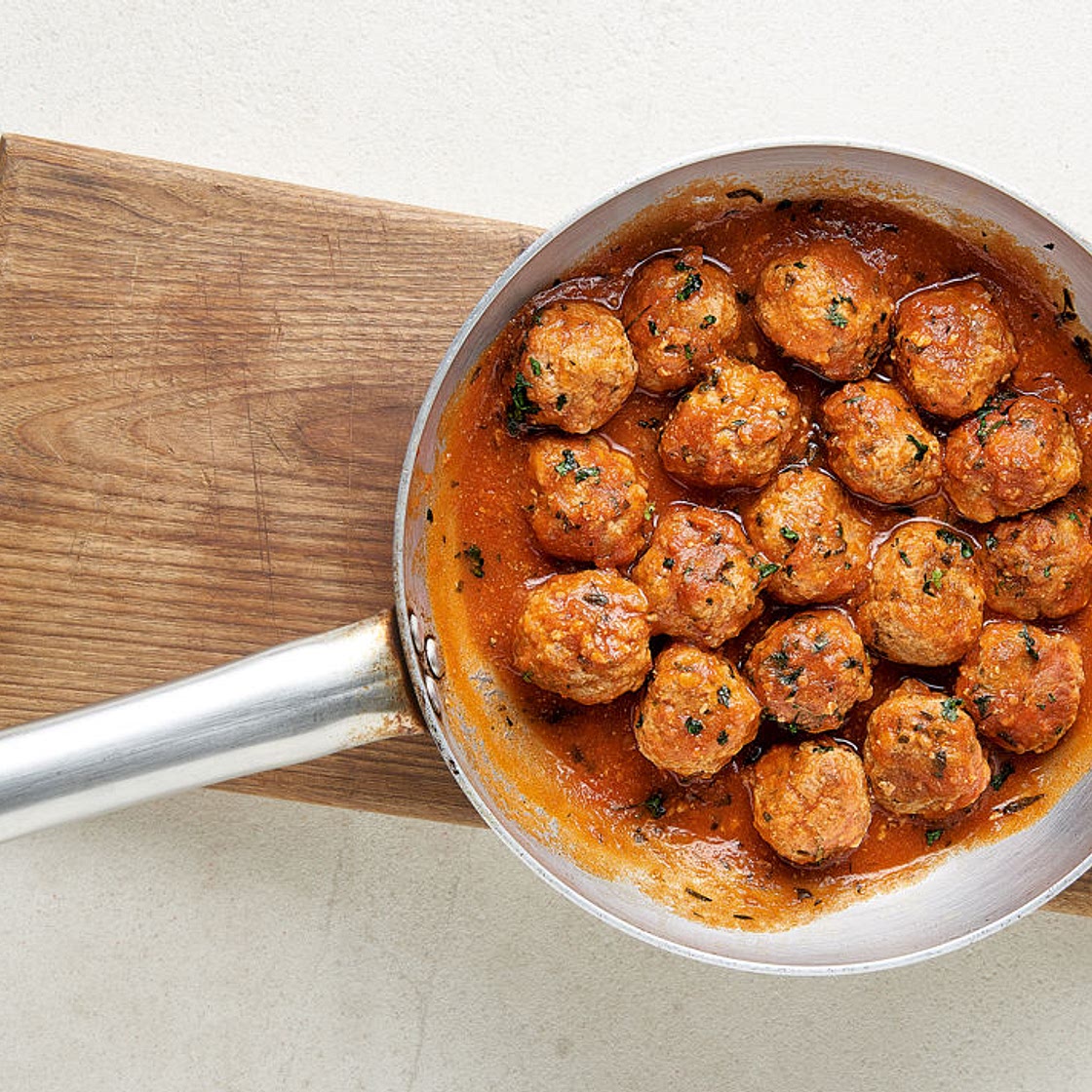 Meatballs with tomato sauce