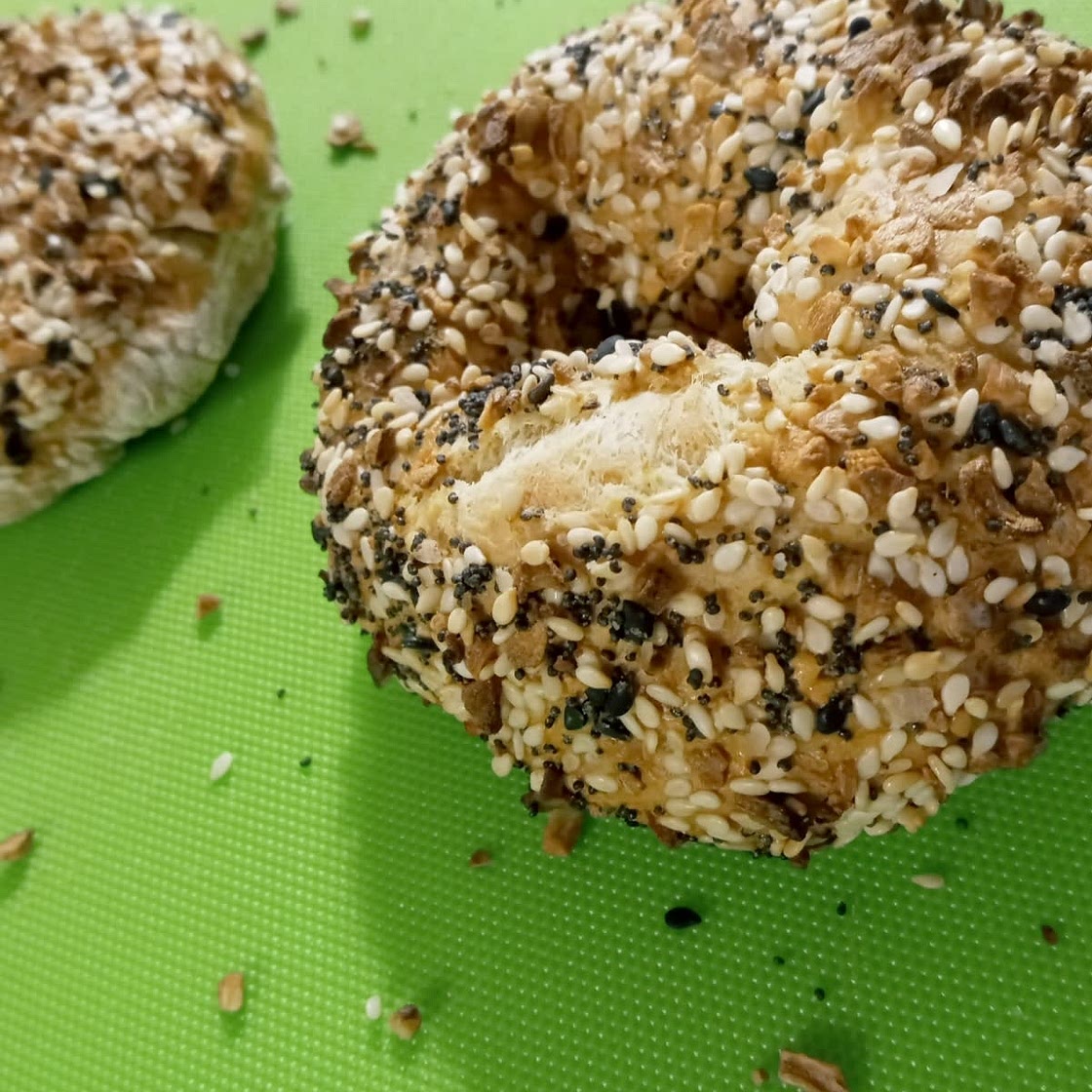 Air Fryer 2 Ingredient Weight Watcher Friendly Bagels