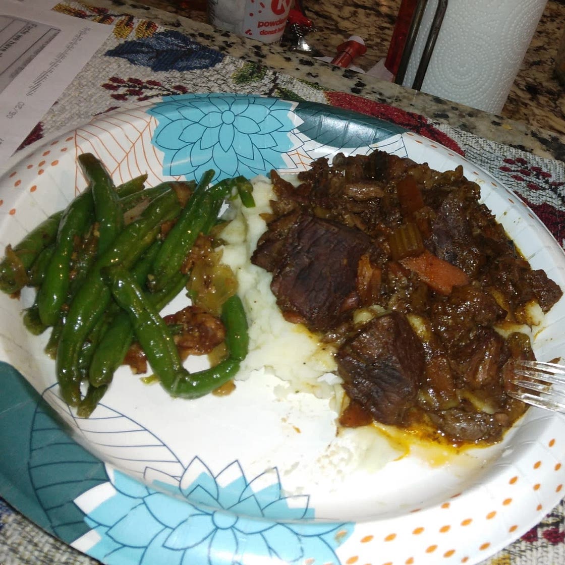 Slow Cooker Low Carb Beef Short Ribs