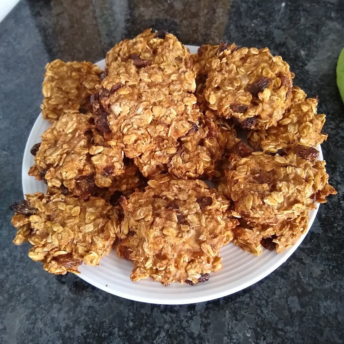 Healthy Oatmeal Breakfast Cookies