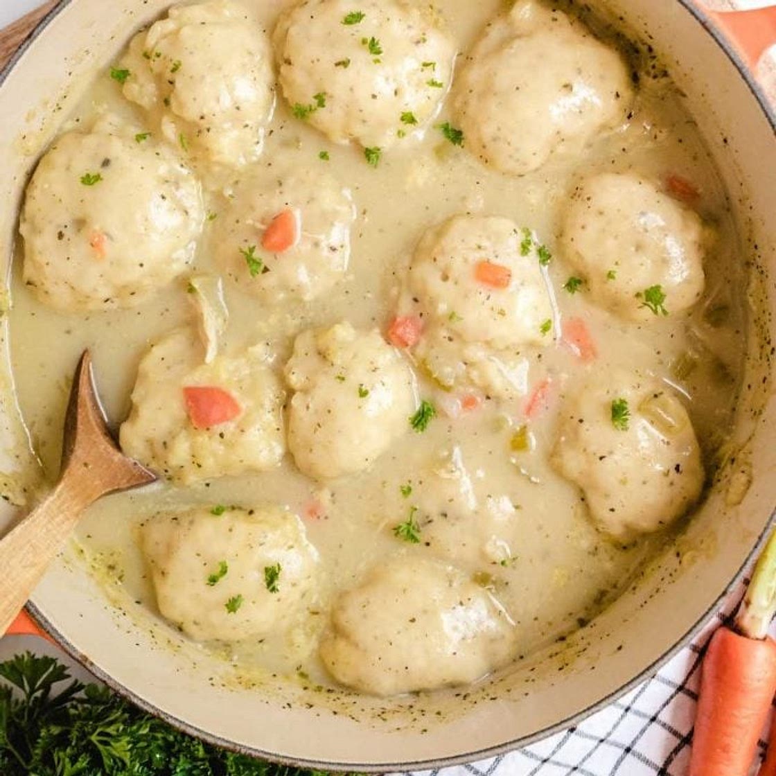 Chicken and Dumplings (Easy)