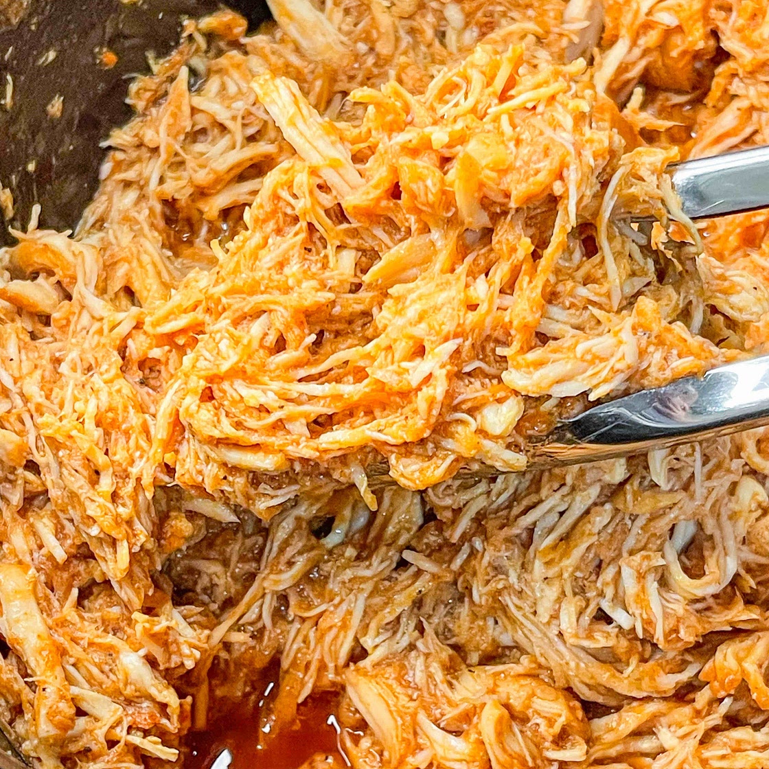 Crock Pot Shredded BBQ Chicken 