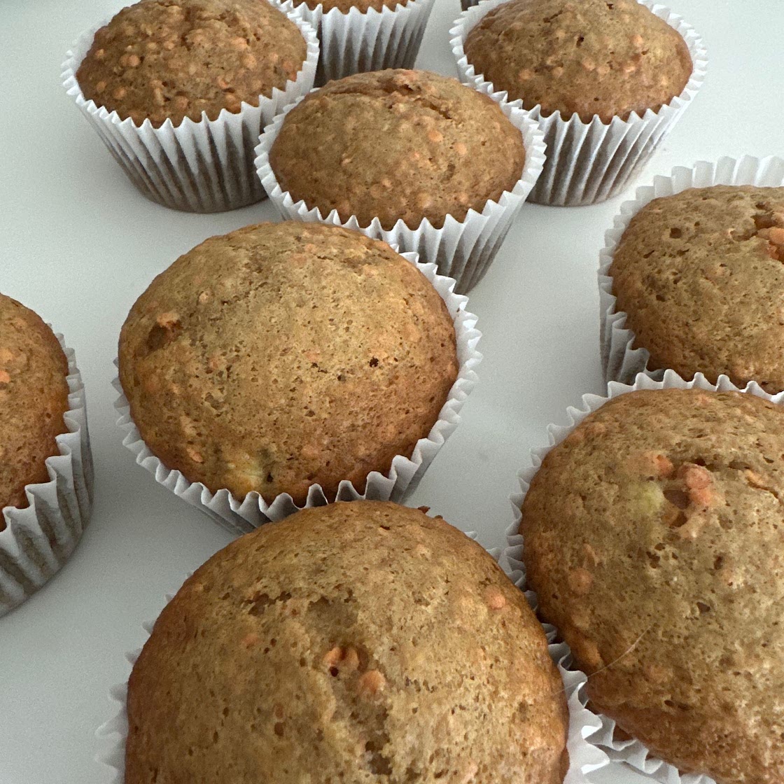 Apple lentil muffins