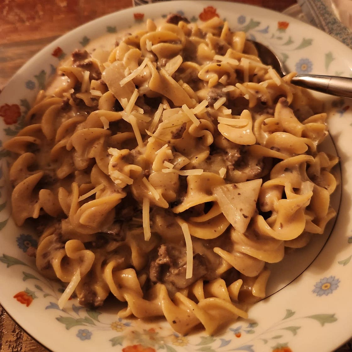 One-Pot Creamy Beef Stroganoff