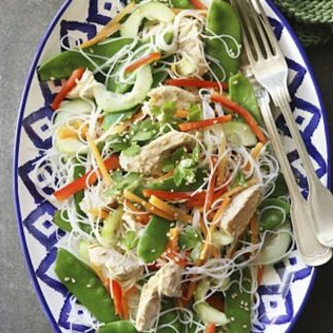 Salade thaï au poulet