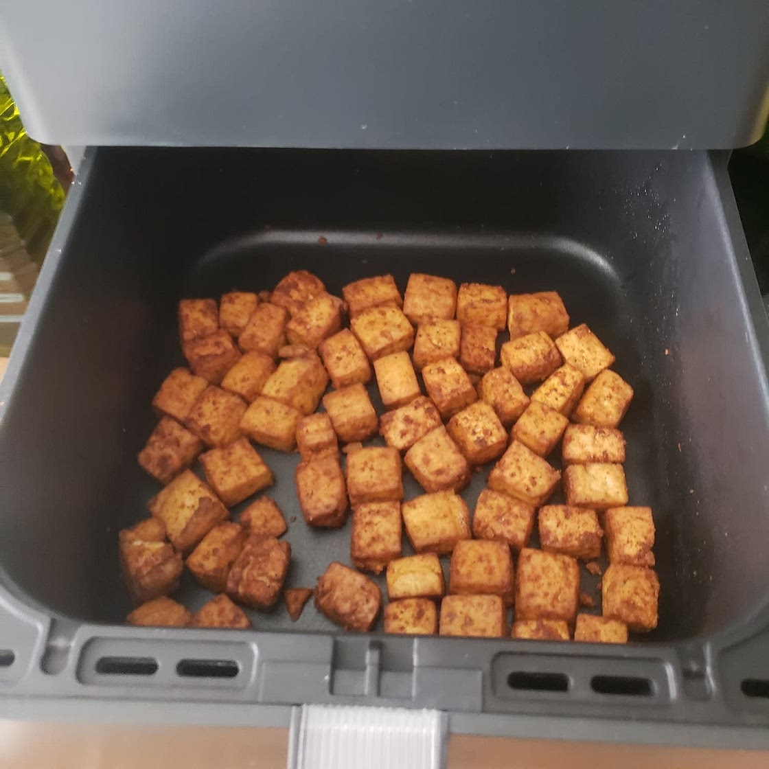 How to Make Crispy Air Fryer Tofu
