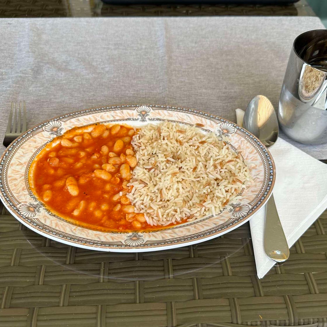 Kuru Fasuliye mit Pilaw
