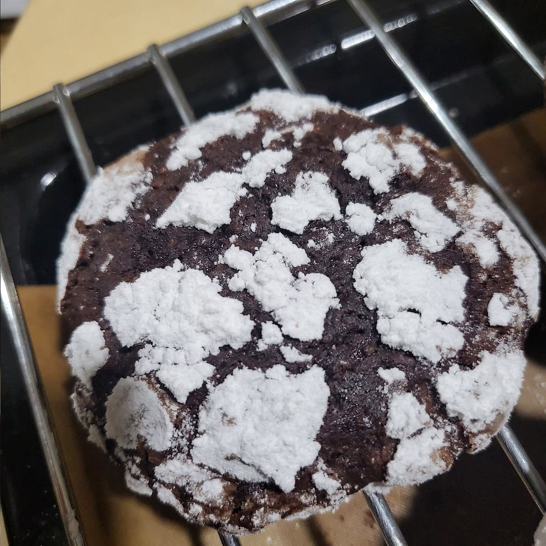 Best Fudgy Chocolate Crinkle Cookies