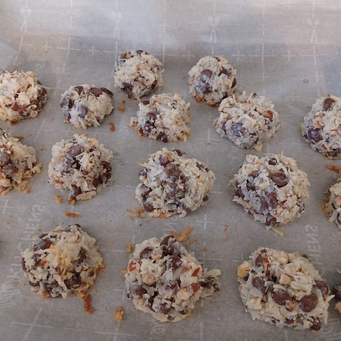 Almond Joy Cookies - Just 4 Ingredients!