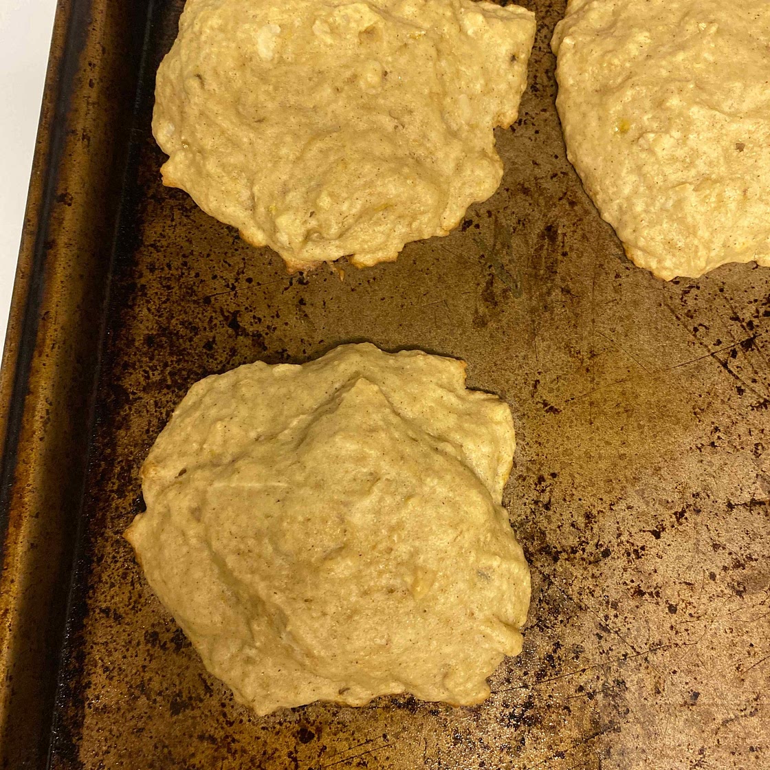 Banana nut cookie muffin tops