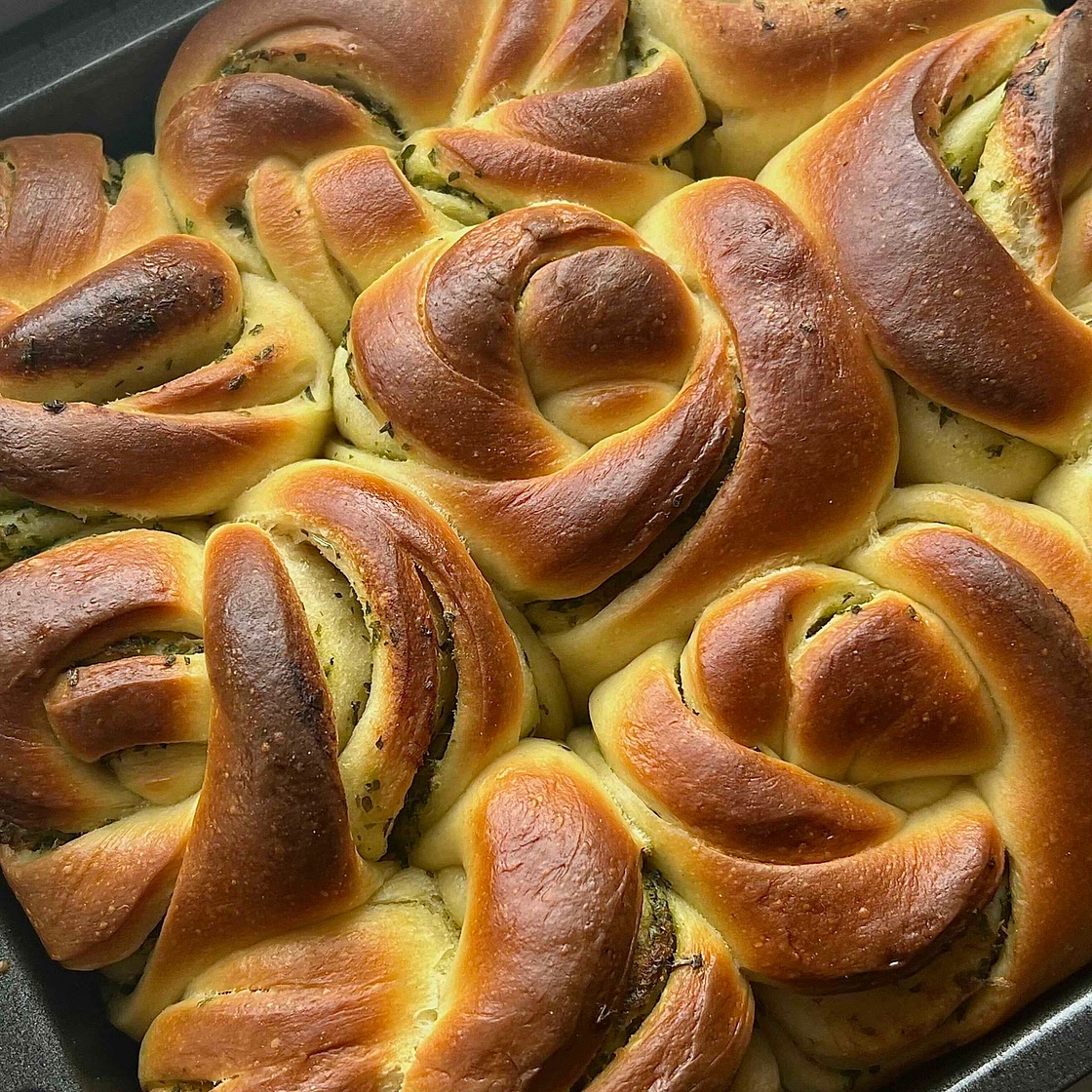 Soft Garlic Butter Twisted Buns