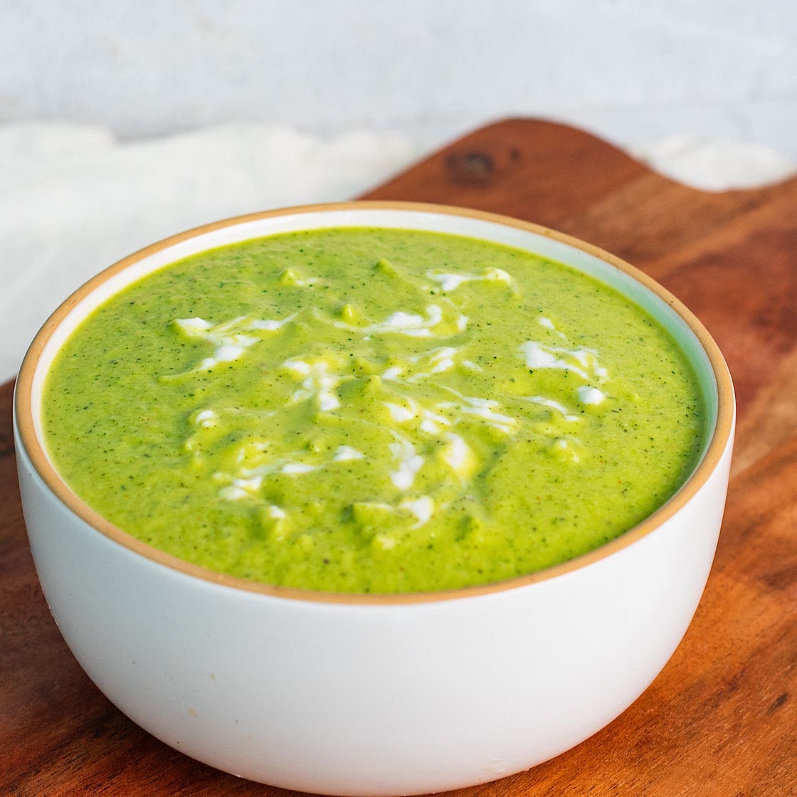 Sheet Pan Creamy Zucchini Parsley Soup (vegan)