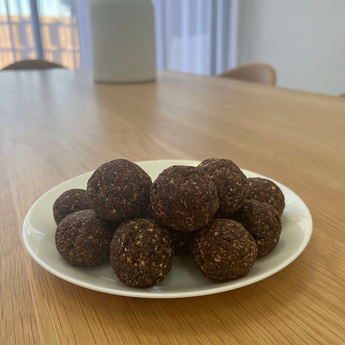 Chocolate bliss balls