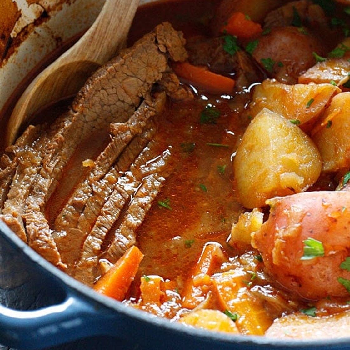 Braised Brisket with Potatoes and Carrots
