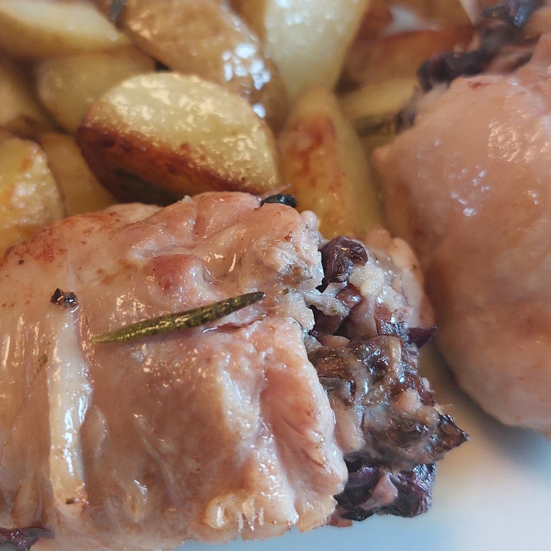 Stuffed chicken legs - Sausage, radicchio, and gouda