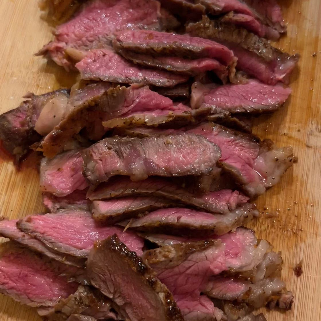 Perfect Medium Rare Steak (Pan seared)