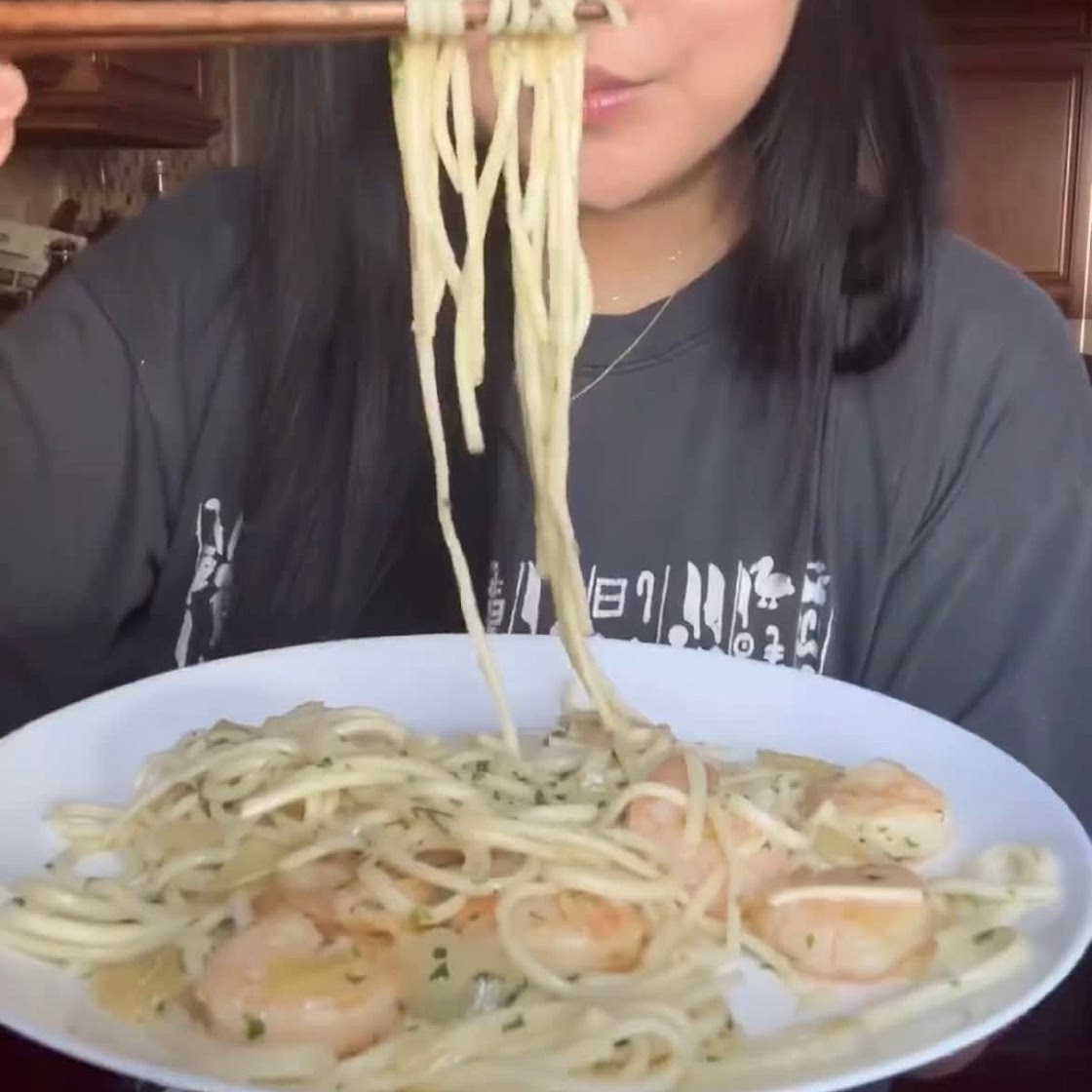 Garlic Shrimp Noodles