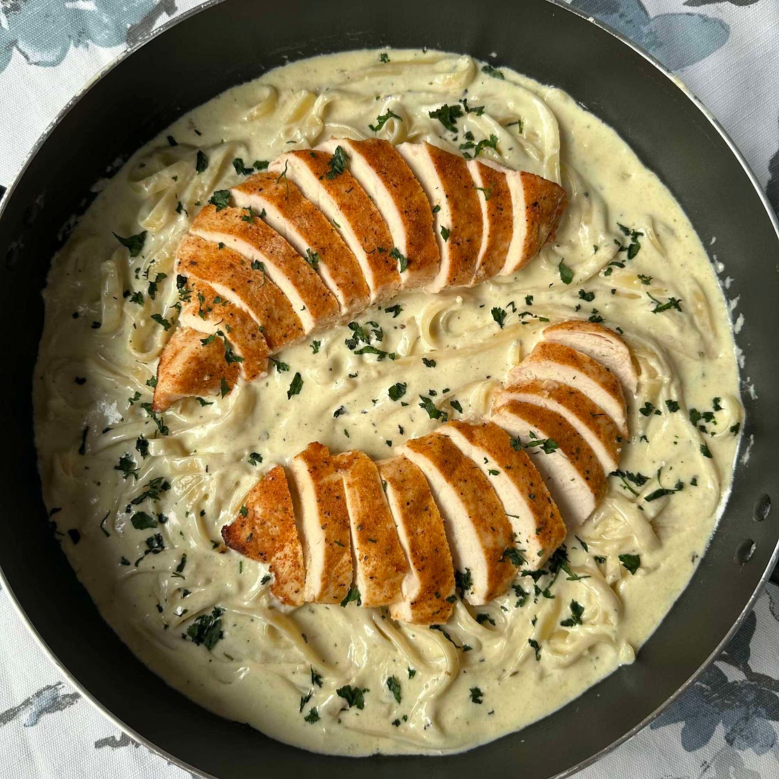 Chicken Fettuccini Alfredo