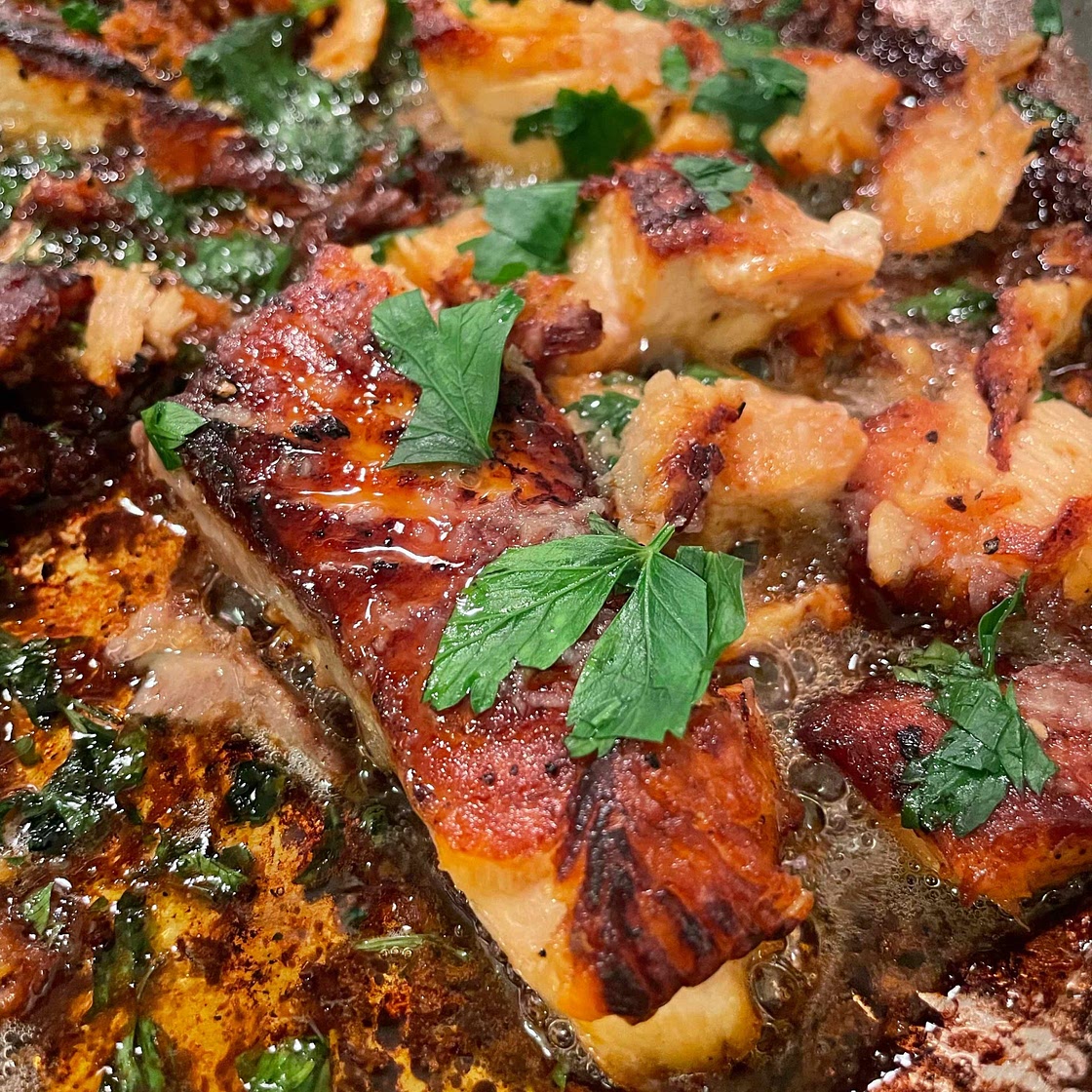 Salmon with Garlic Lemon Butter Sauce