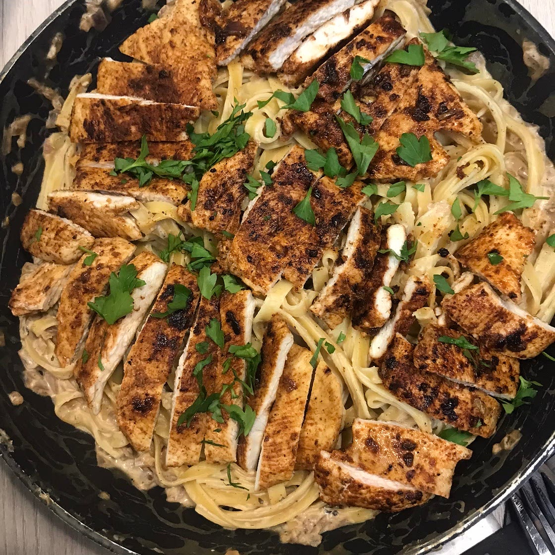 Healthy chicken alfredo