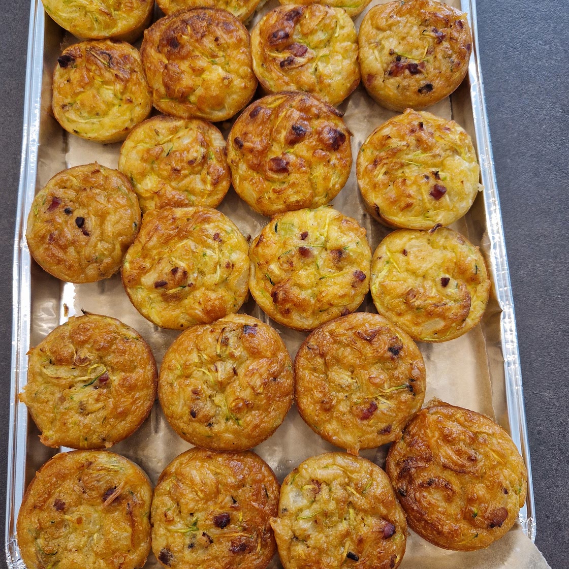 ZUCCHINI MUFFINS