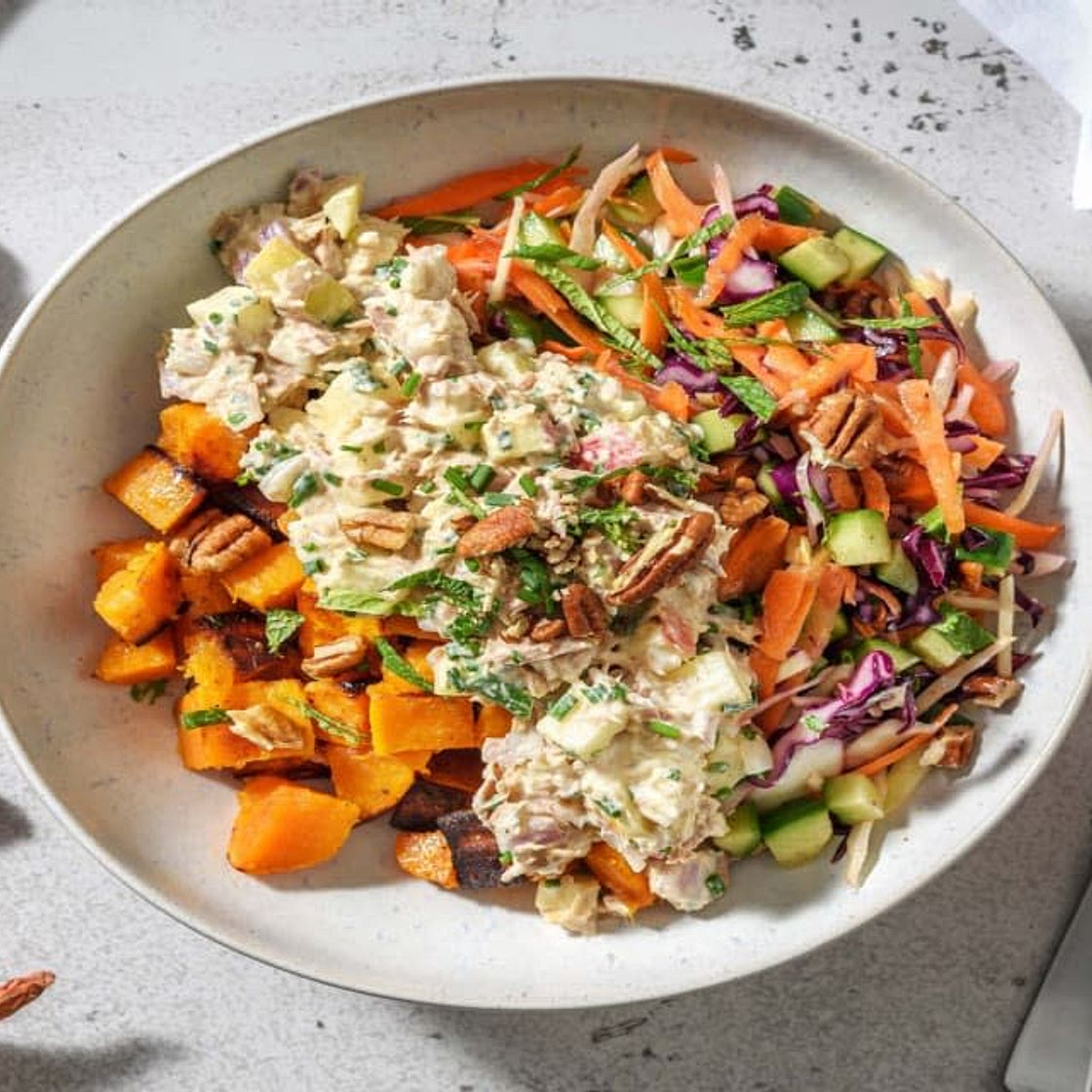 Gepofte zoete aardappel met frisse tonijnsalade