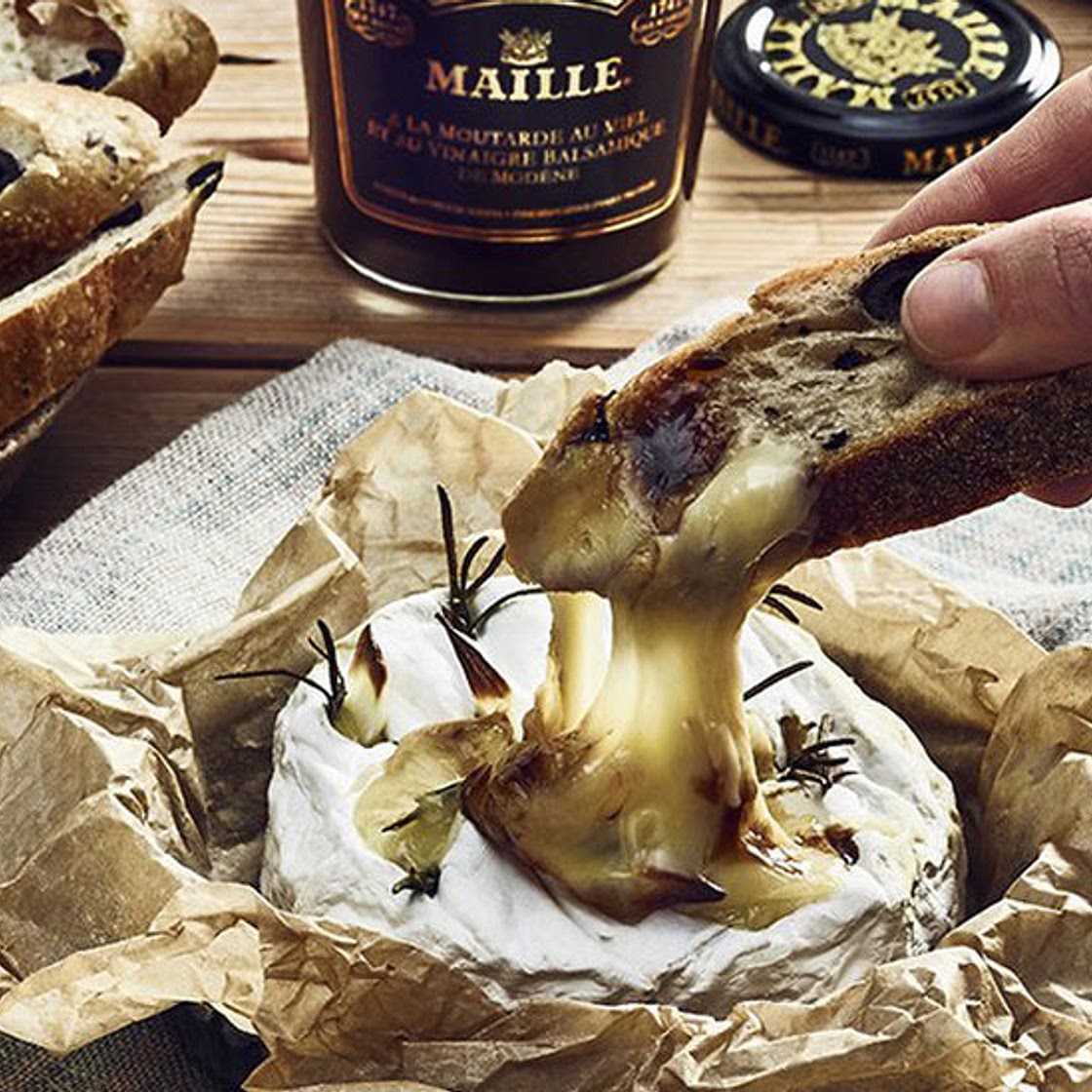 Baked Camembert With Honey Mustard