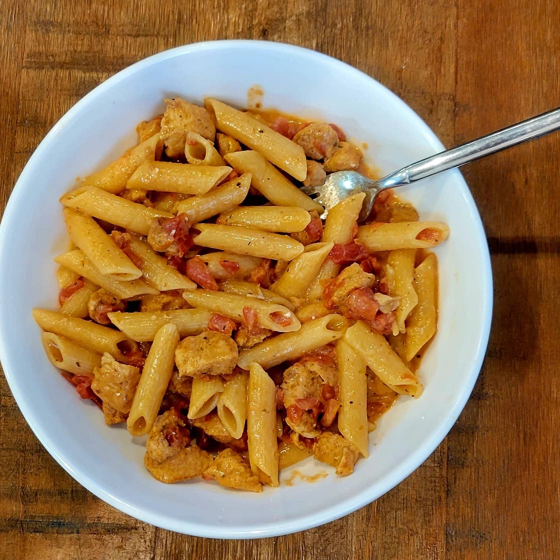 One Pot Creamy Cajun Chicken Pasta