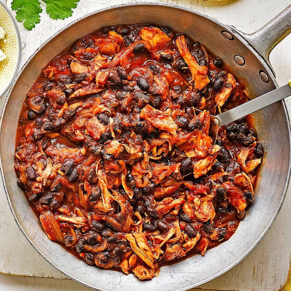 Pulled Chicken and Black Bean Chilli
