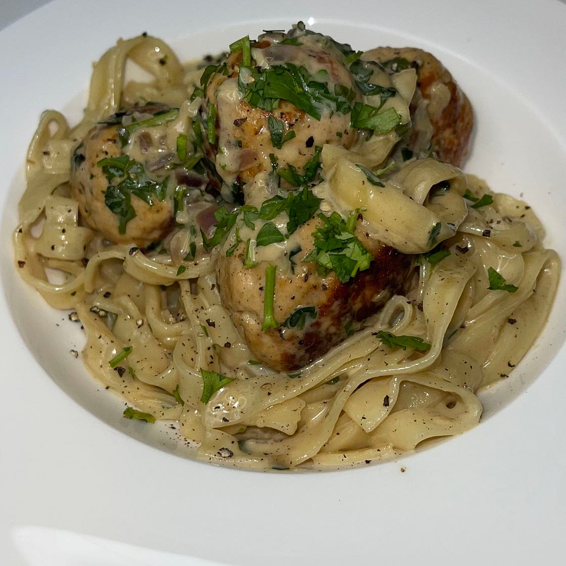 Chicken Meatballs with Oregano and Tarragon 