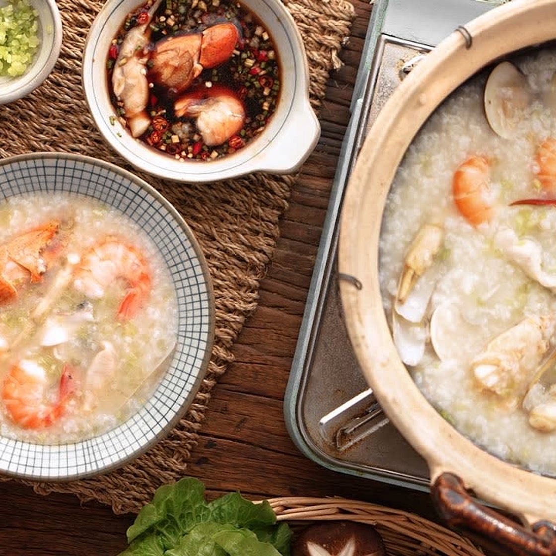 Congee hotpot (粥底火锅)