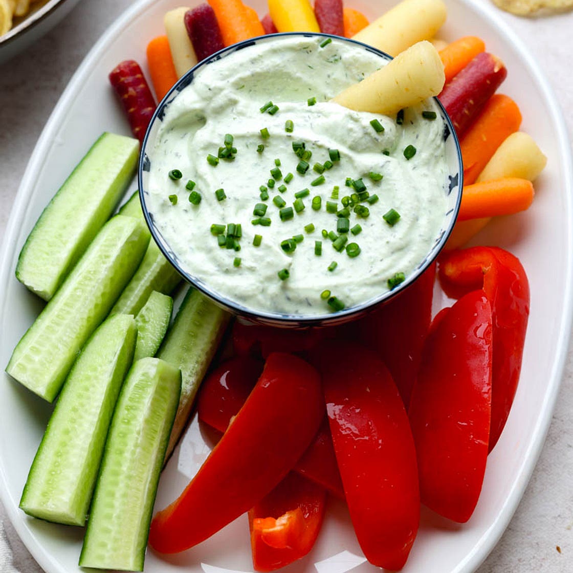 5-Minute Healthy Cottage Cheese Ranch Dip for Veggies